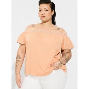 NWT Torrid Peach Off Shoulder Smocked Top Size 1 (14-16)